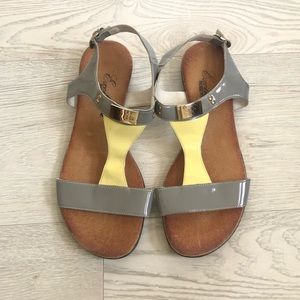 Exclusive Roberto European Leather Gold T-bar Sandals